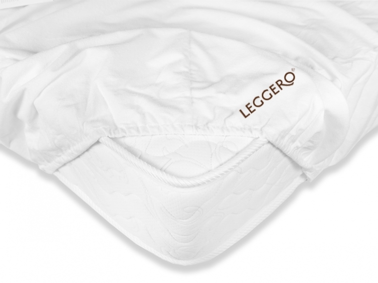 Наматрасник влагонепроницаемый с боковинкой поликотон Leggero